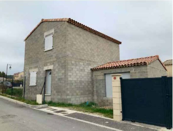 MAISON A USAGE D'HABITATION sur CAROMB (84330)